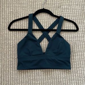 Lululemon sports bra dark green size 6